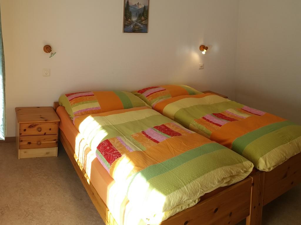 Ferienhaus Antigua Saas-Grund Camera foto